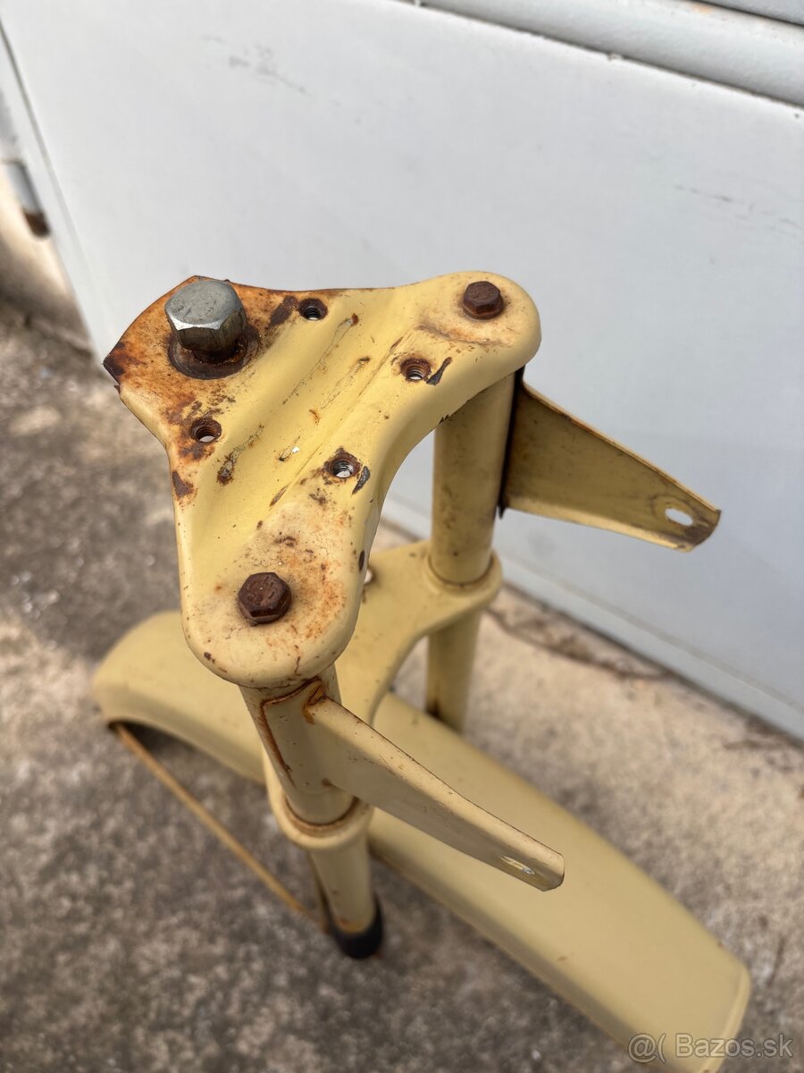 Babetta 210 predná vidlica - 2