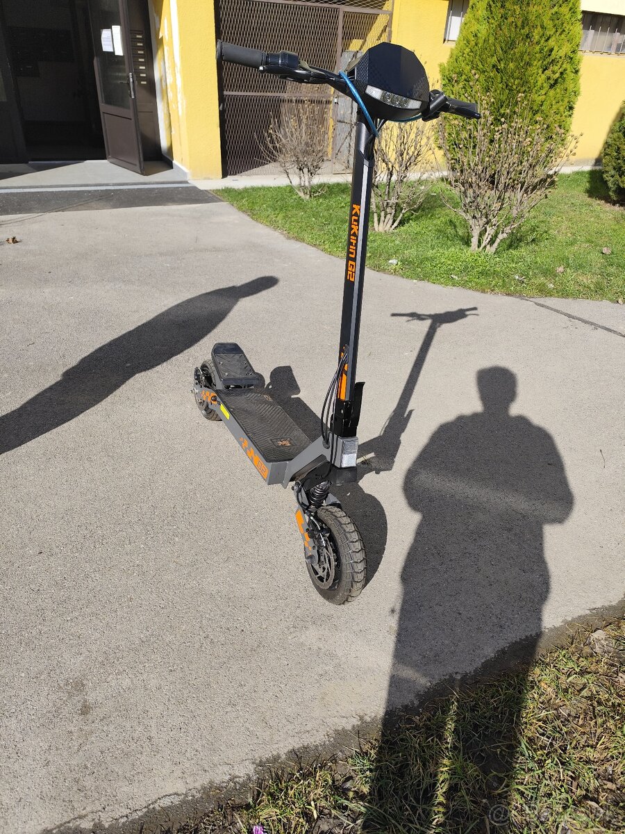 Kukirin G2 elektrická kolobežka - 2