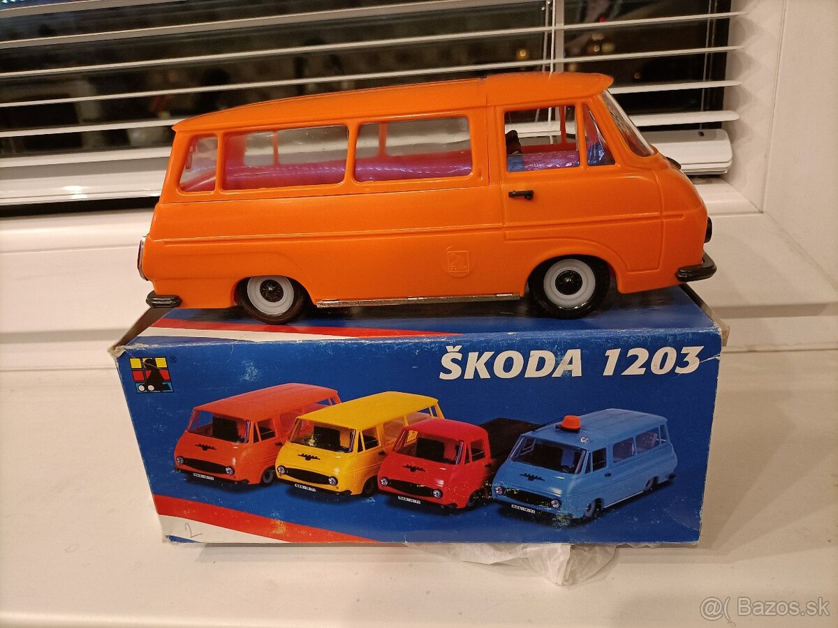 Skoda 1203 kdn stare hracky Ulozenka - 2
