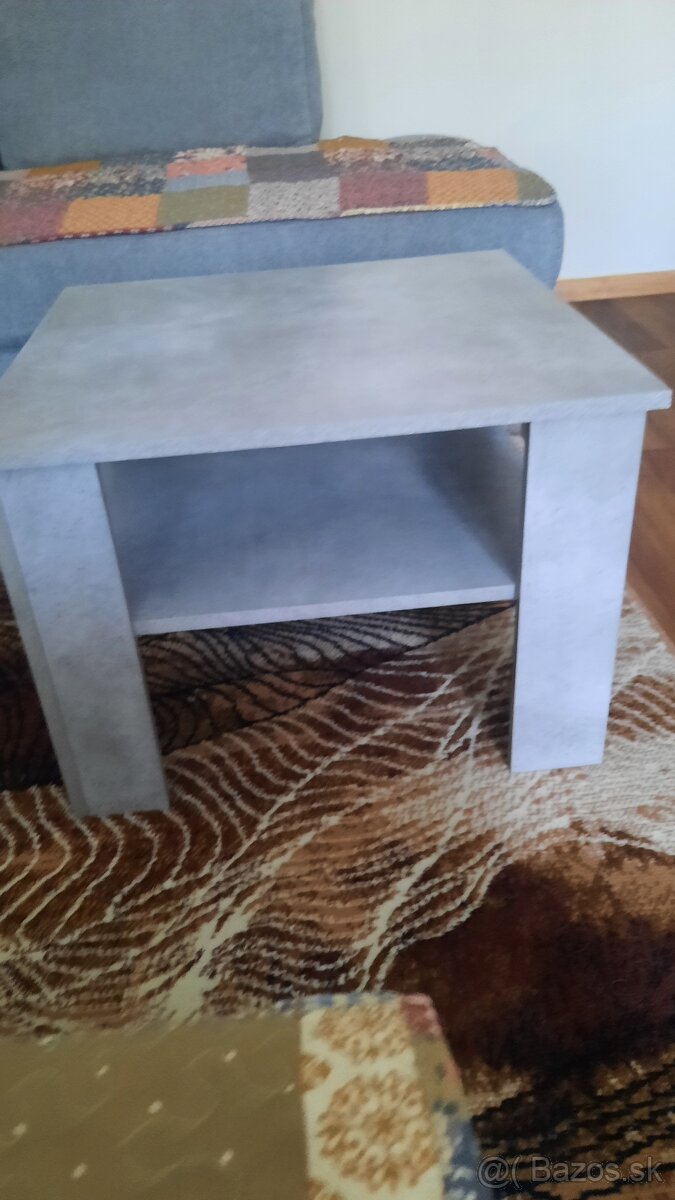 Stolik - 2