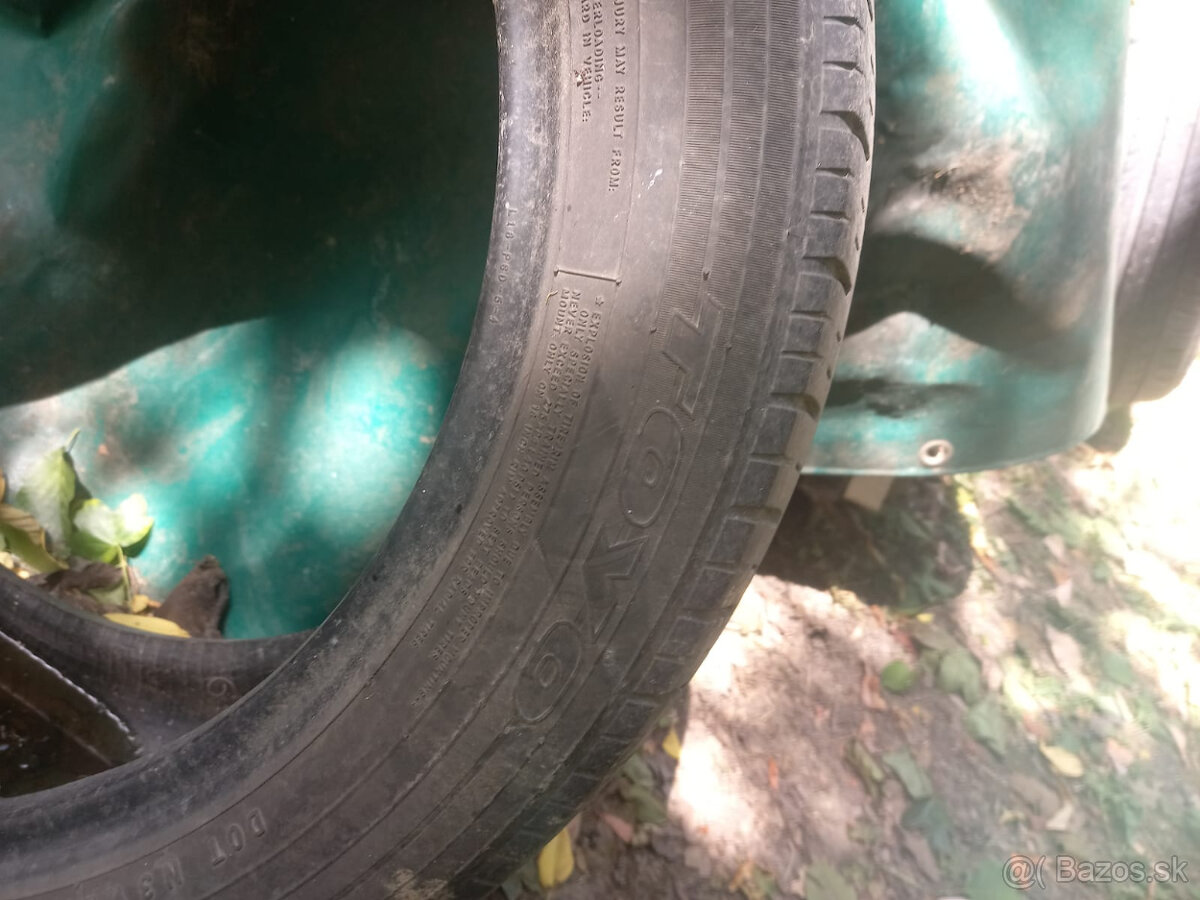 215/50 R18 - 2