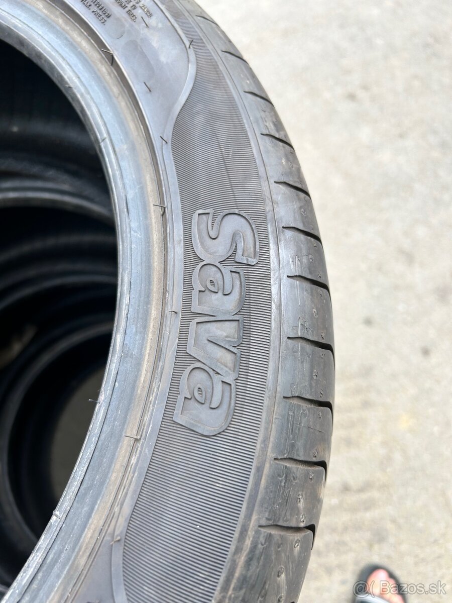 235/45r17 - 2