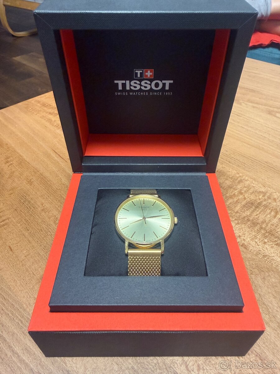 Tissot Everytime - 2