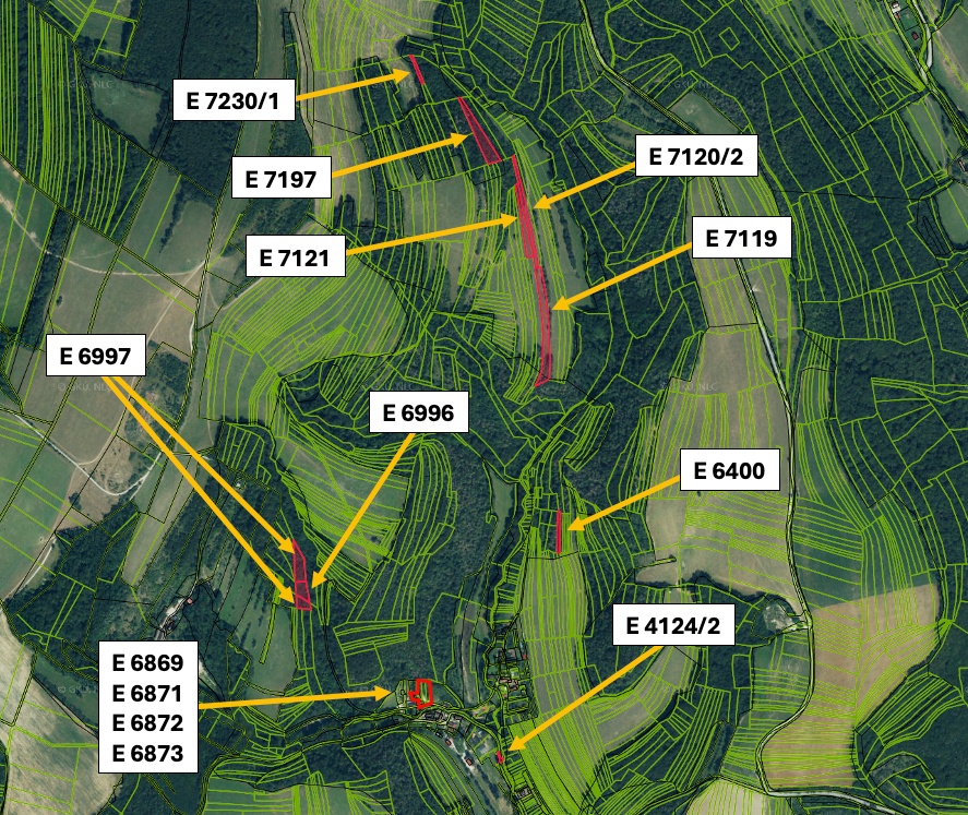 Brezová pod Bradlom - 6.350 m2 ORNÁ PÔDA a LES - 2