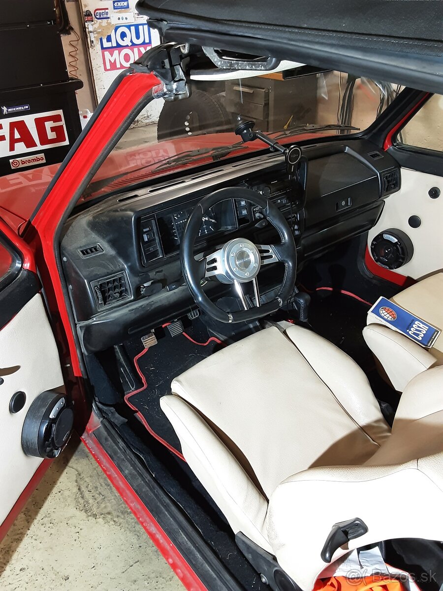 Volkswagen Golf mk1 Cabrio - 2