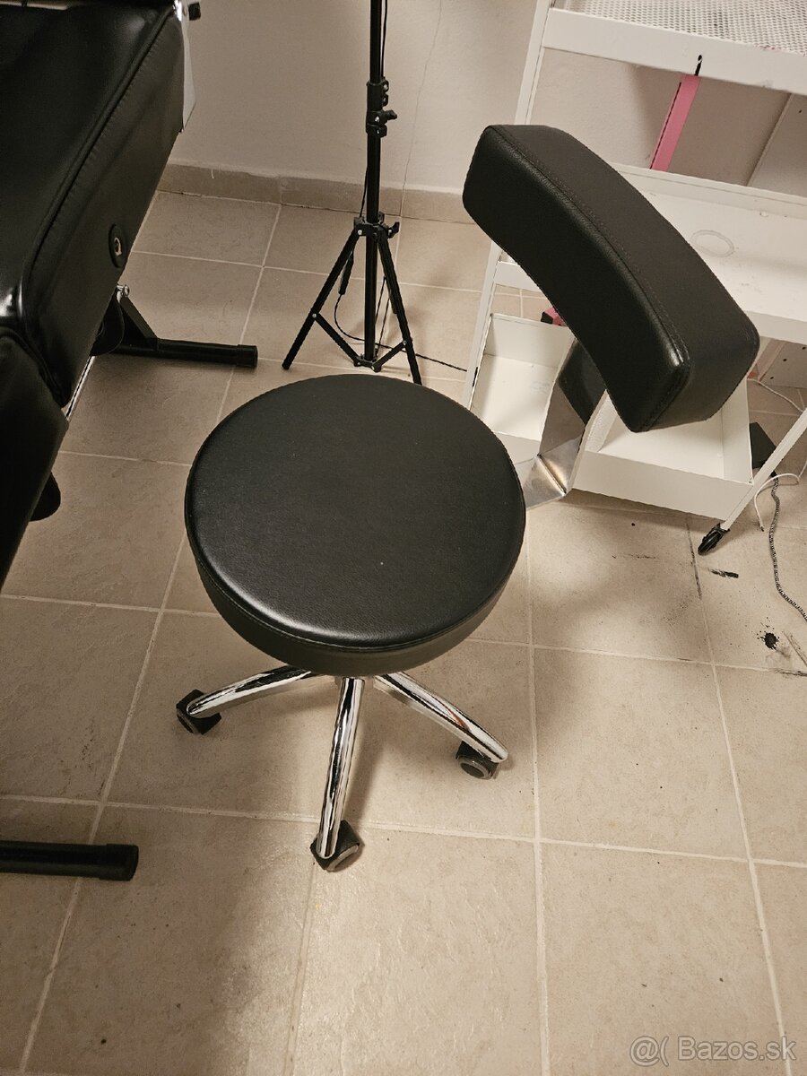 Tatérske kreslo - výbava - 2