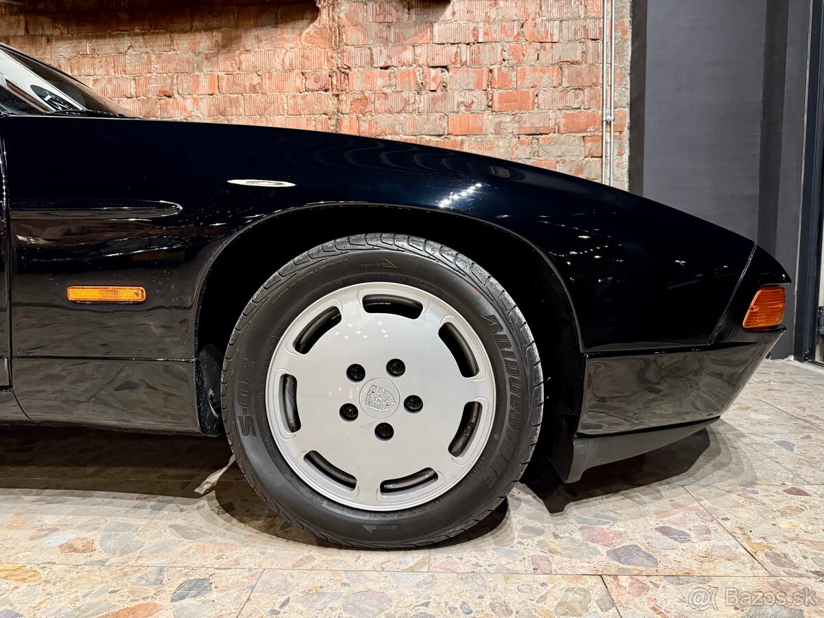 PORSCHE 928 S4 - 2