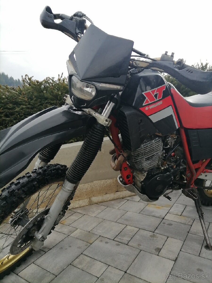 Yamaha xt 600