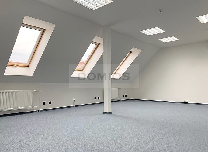 Klim. kancel. celok (245,20 m2, 7k, 24/7, parking, KE-St.m.) - 2