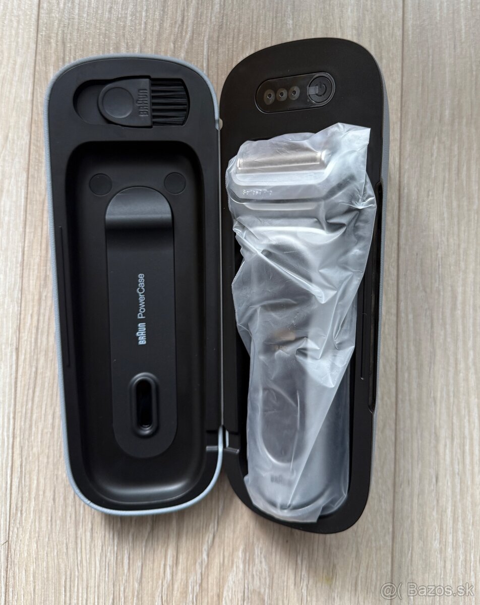 Braun Series 9 PRO+ 5+1 so stanicou - 2