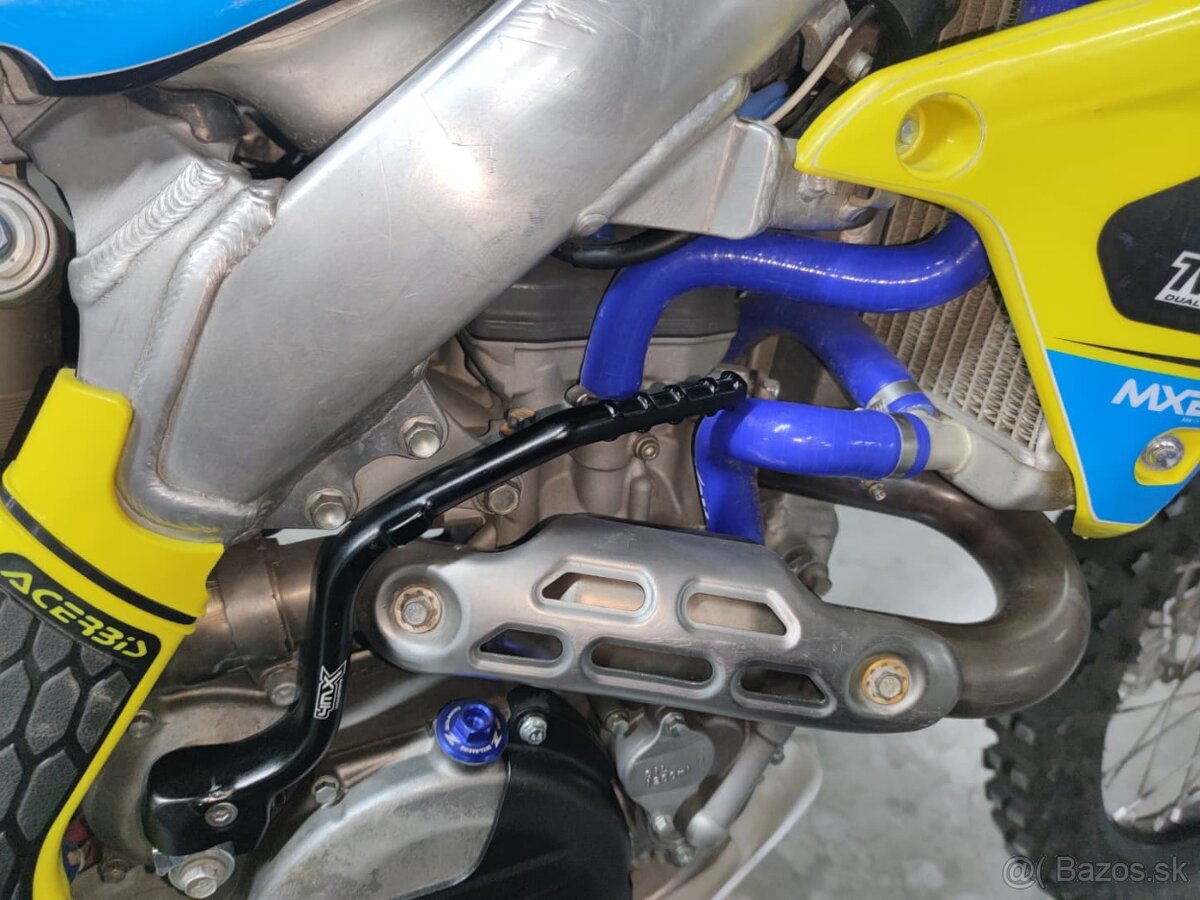 Suzuki RM-Z 450 vstrek - 2