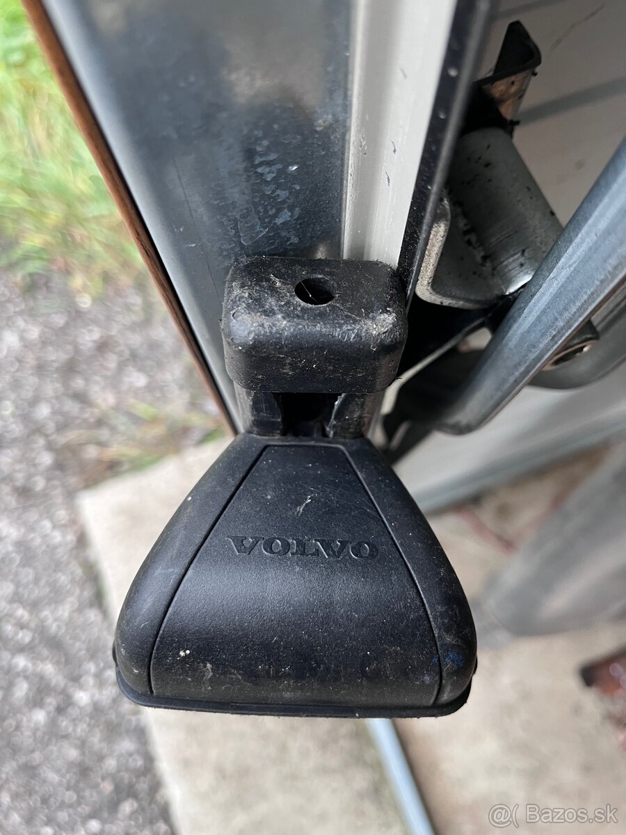 Volvo strešné nosiče - 2