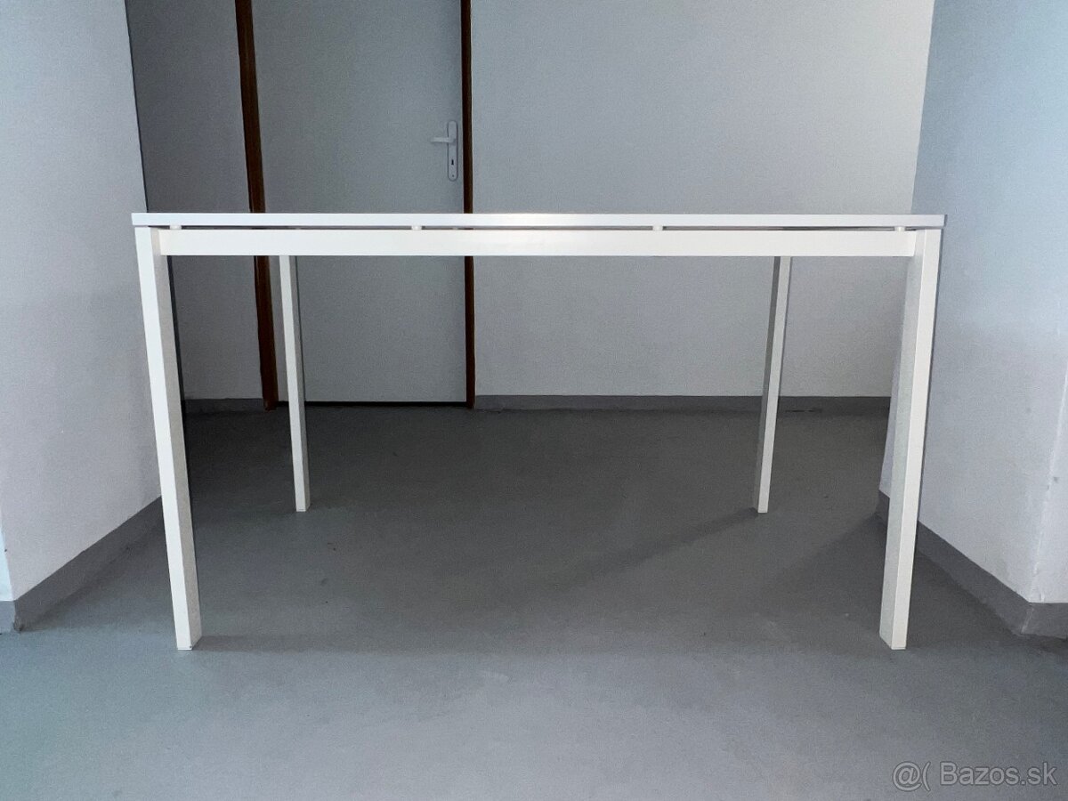Stôl biely - 2