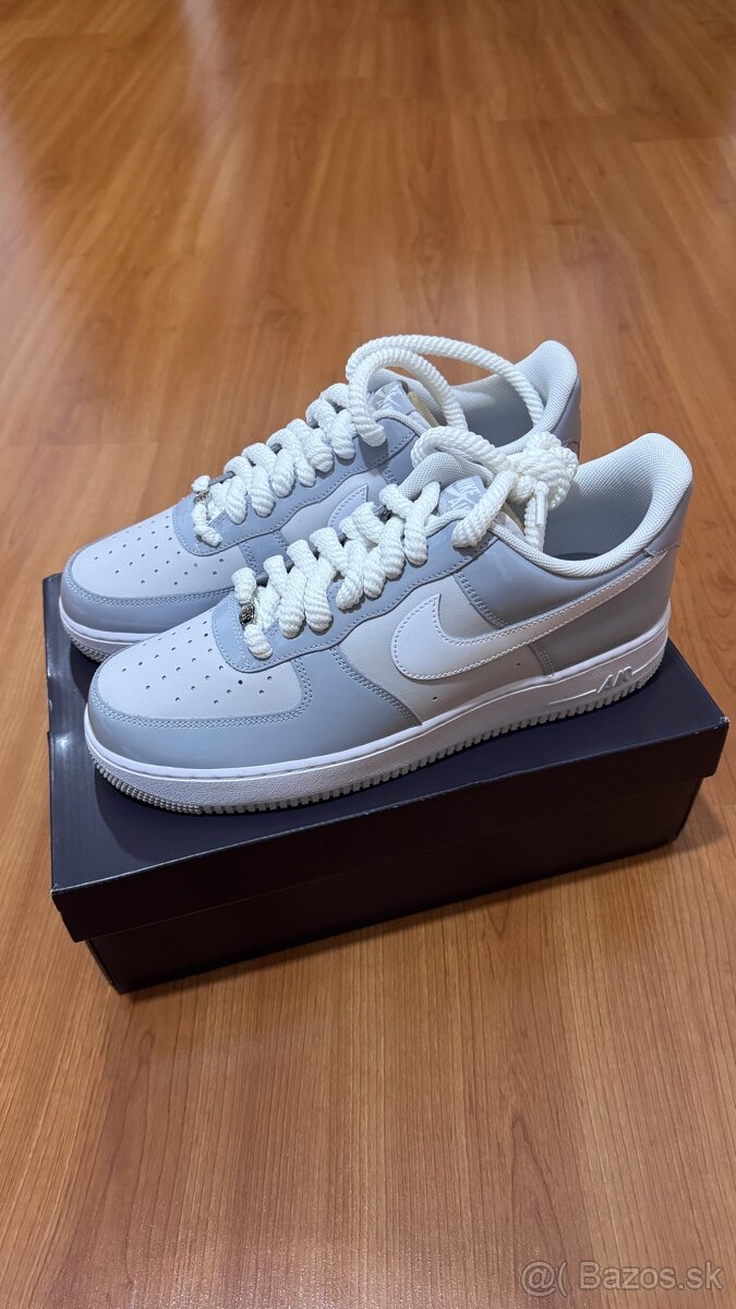 NIKE AIR FORCE 1 '07 LV8 - 2