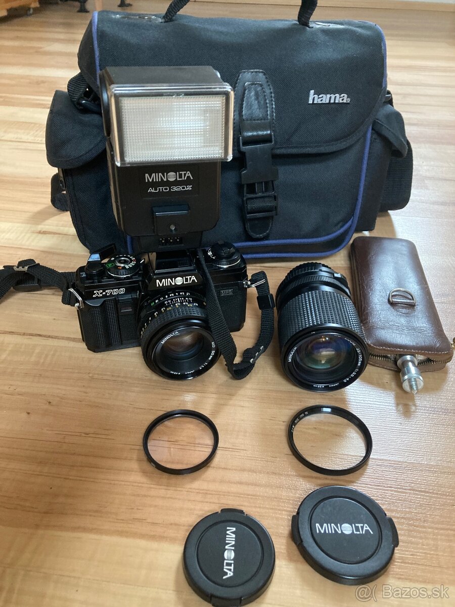 Minolta X700 + 2 obj. Prislusenstvo - 2