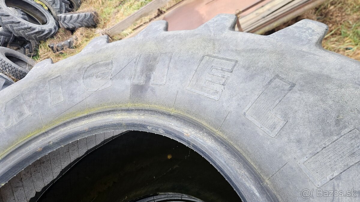 Traktorove pneu 540/65 r24 - 2
