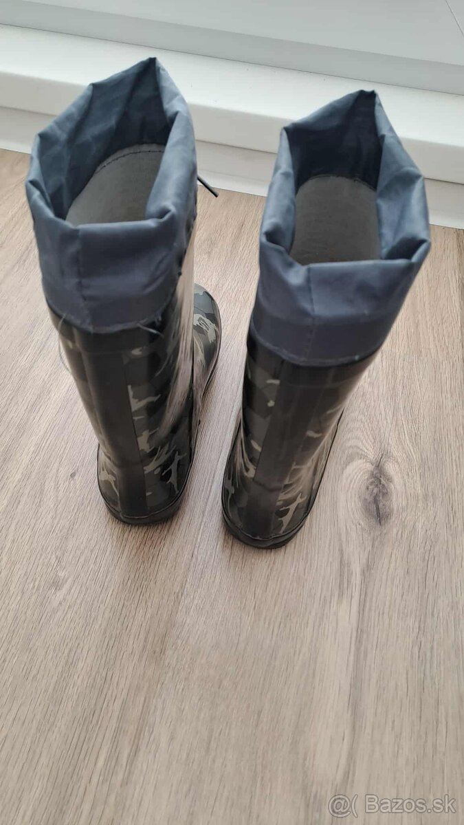 Čižmy veľkosť 37 - 2