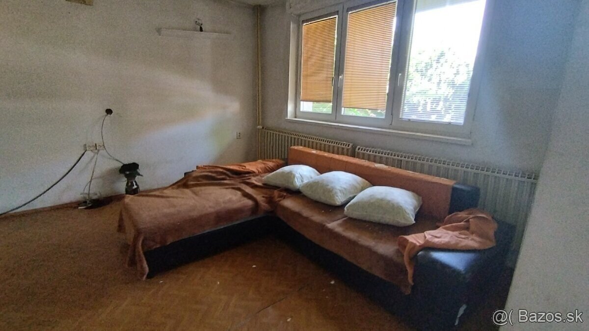 5izbovy RD, Borsky Mikulas - 2