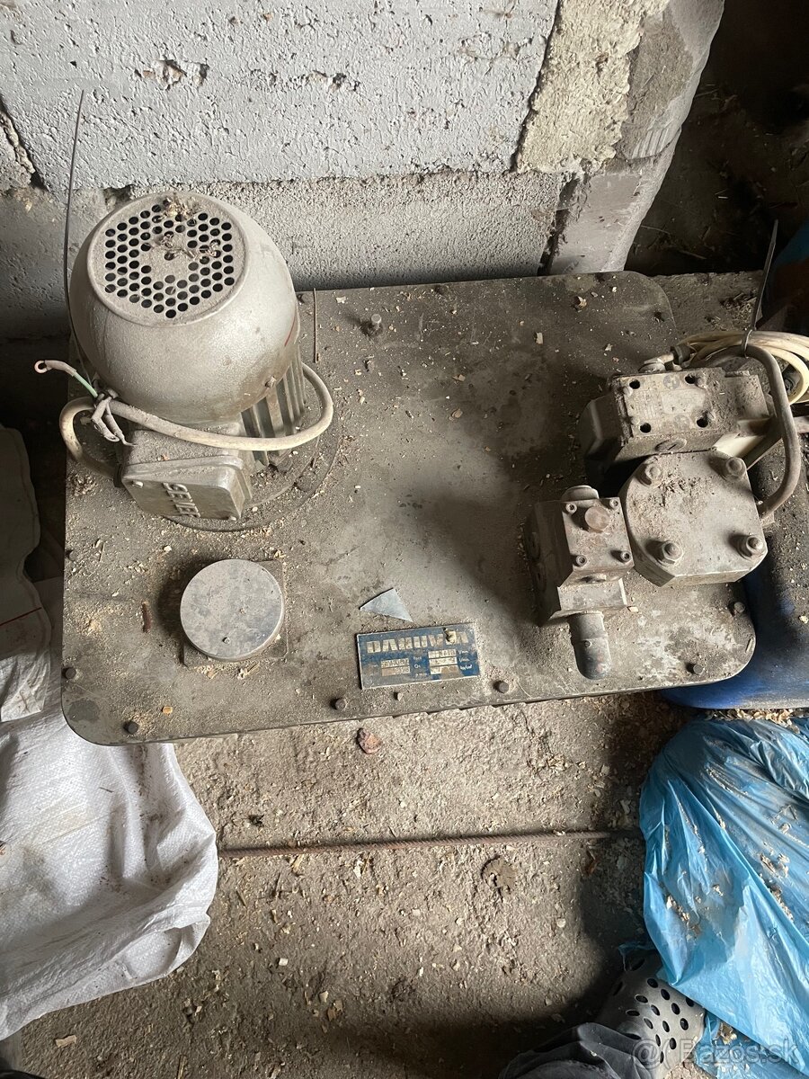 Hydraulická jednotka čerpadlo agregát - 2