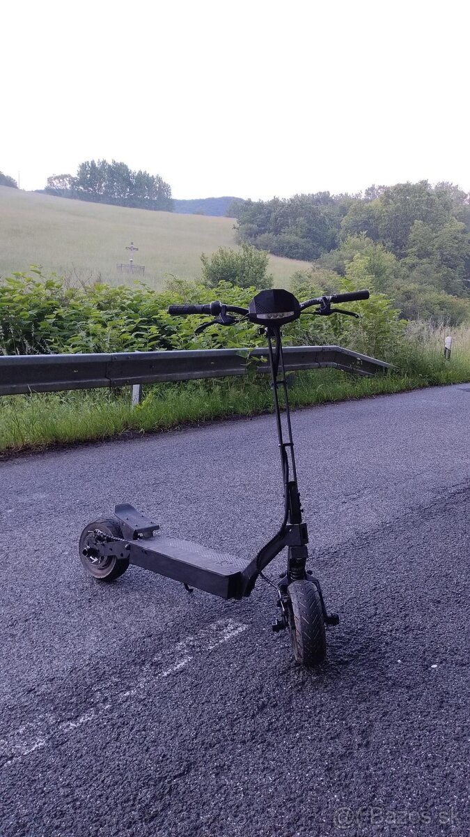 Kukirin G4 Kolobežka - 2