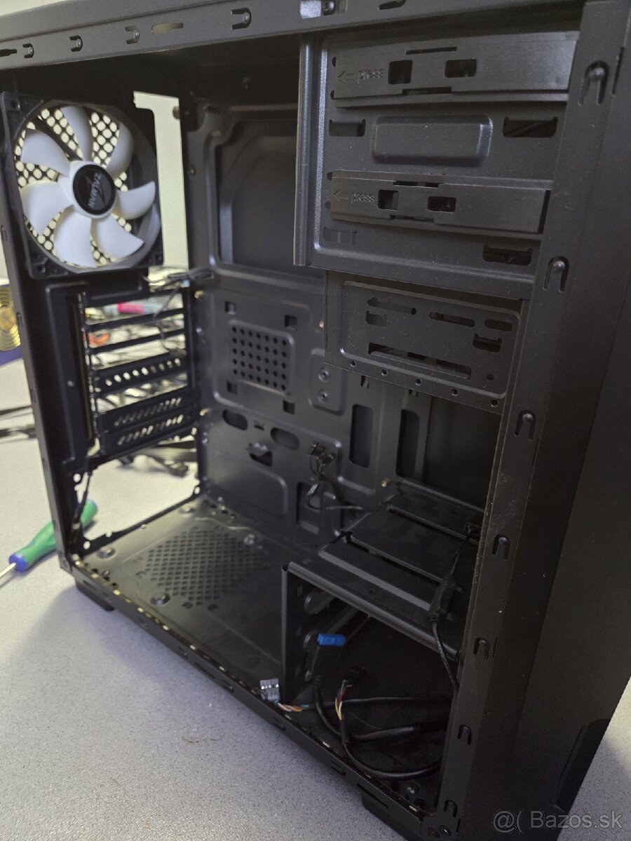 Zalman Z1 neo - 2