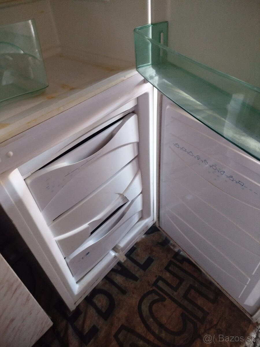 cladnička s mraziakom - 2
