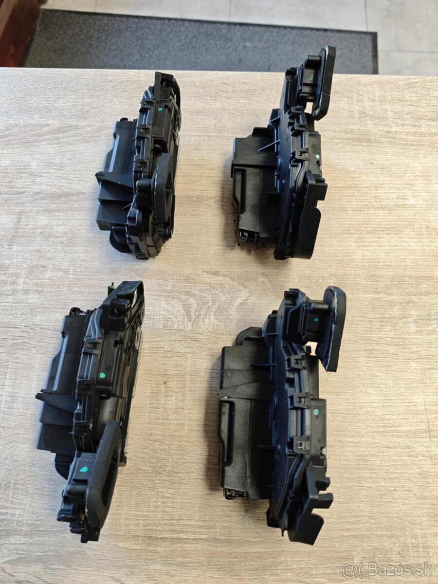 Zámok dverí OCTAVIA III., SUPERB III., KAROQ, KODIAQ - 2