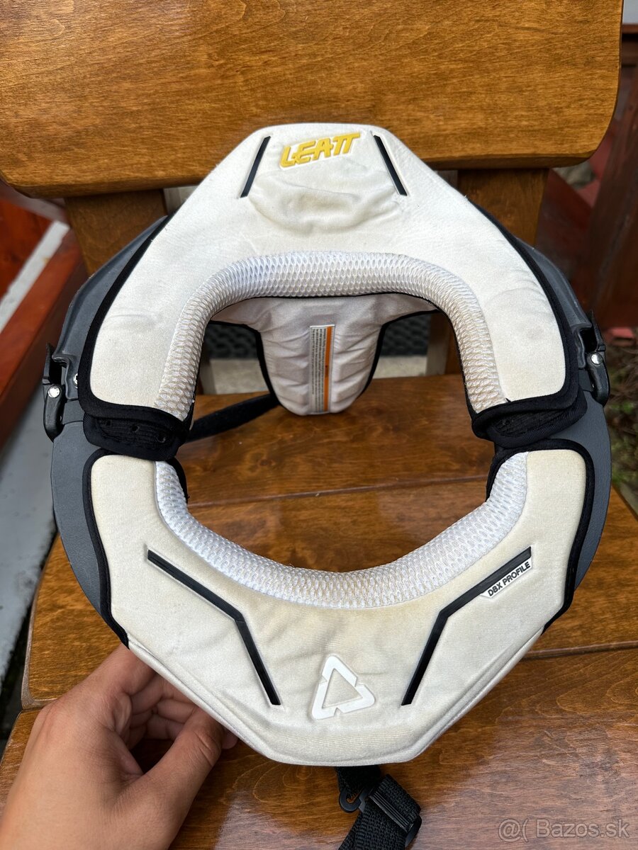 Leatt Barace nákrčník- krčny chránič - 2