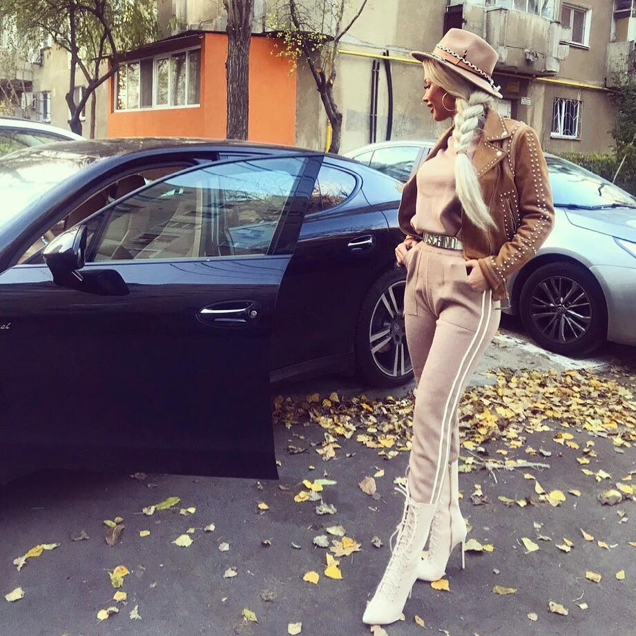 Luxusné dámske béžové čižmy z brúsenej kože na opätku NOVE - 2