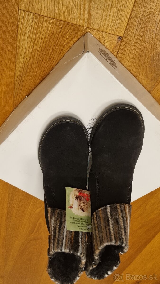 Kožené semišové Rieker čižmy s ovčou vlnou - 2