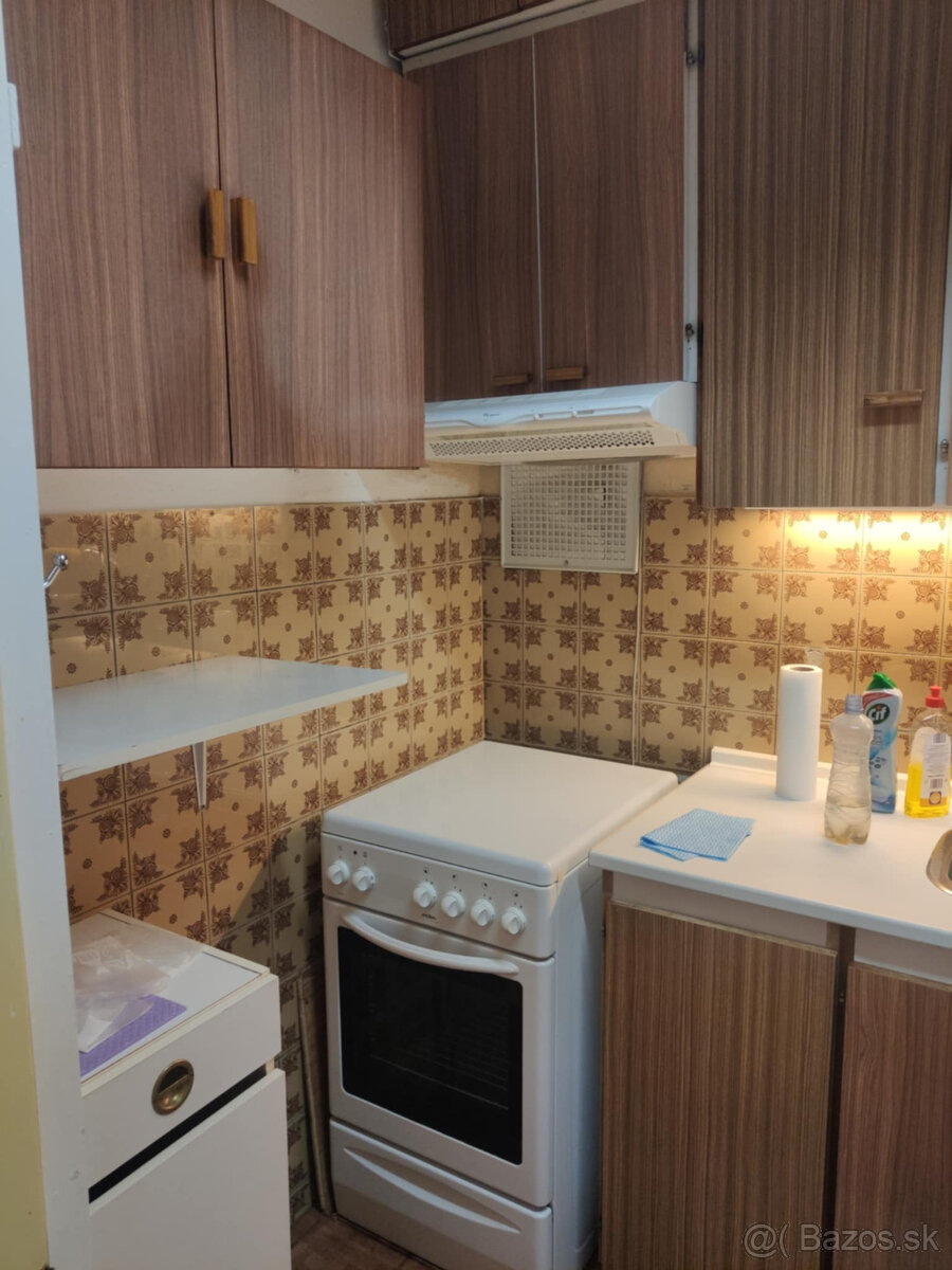 Darujem kuchynskú linku - 2