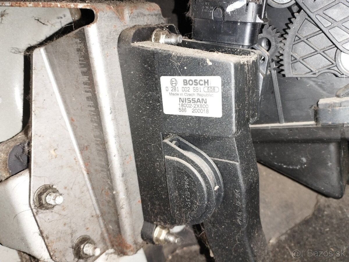 Plynový pedál Nissan Terrano,r.2005 - 2