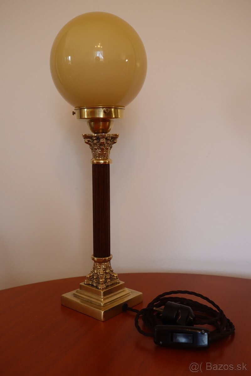 Starožitná stolová lampa. - 2