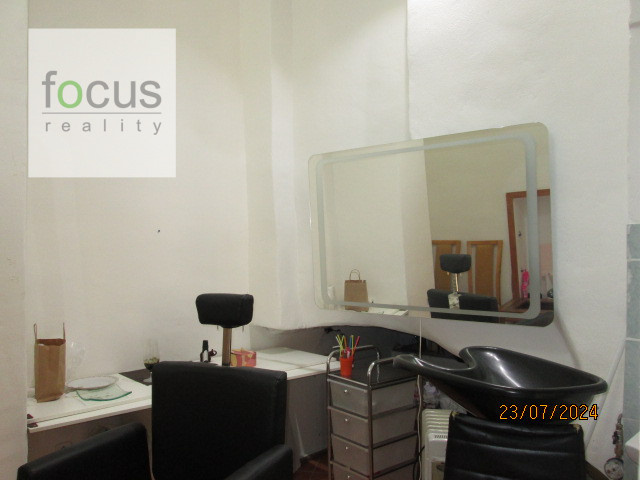 Obchodný priestor - nájom - Dolná ulica - 2