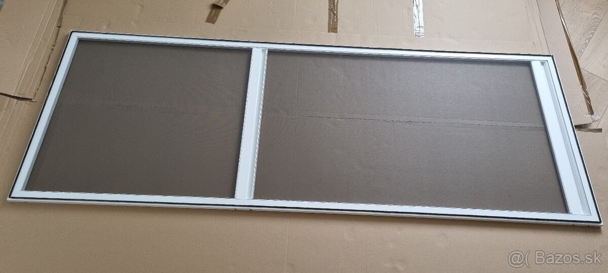 PREDÁM sieťku proti hmyzu na balkón - 2