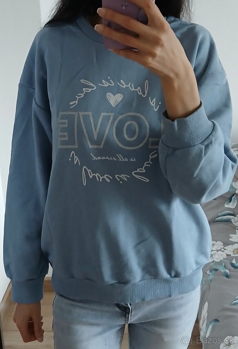 Modra mikina - 2