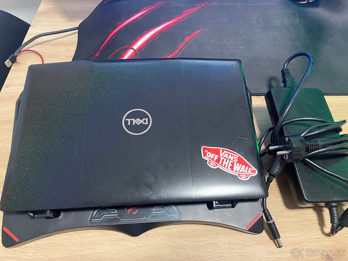 Herný Notebook DELL G5500 - 2