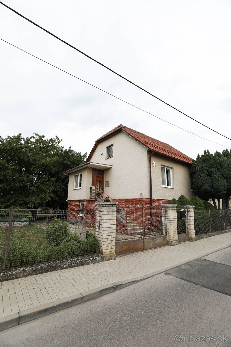 Rodinný dom s dvomi bytovými jednotkami v Trenčíne- Istebník - 2