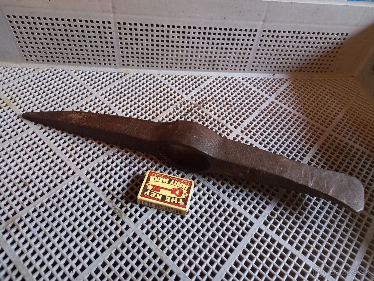 stare kovane naradie - 2