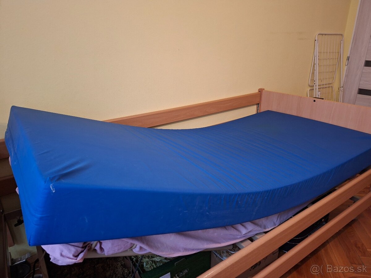 Elektrická polhovateľná posteľ - 2