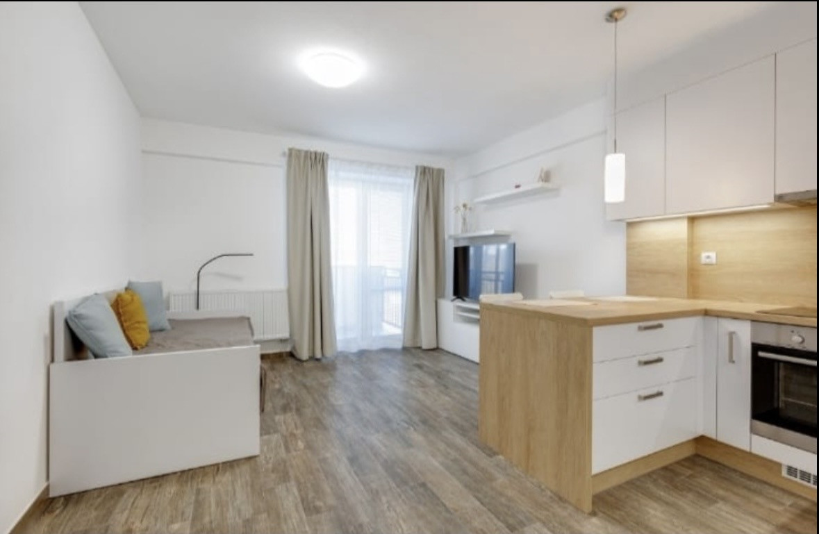 PREDAJ – 1-izbový byt s balkónom v centre Senca - 2