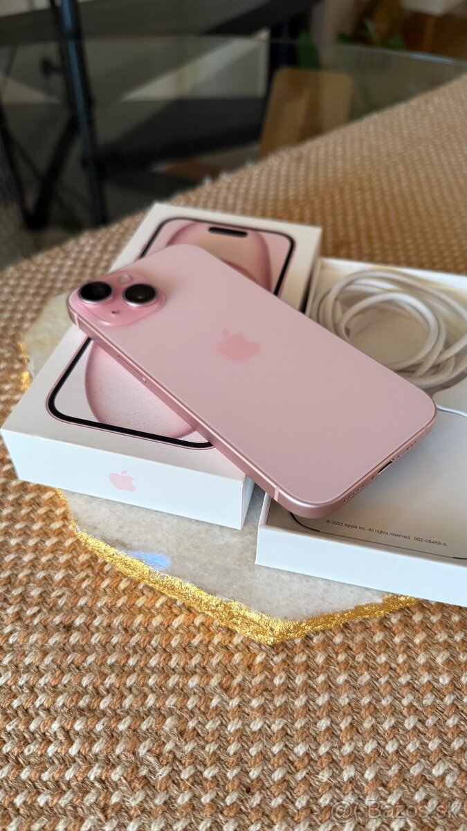 iPhone 15 256GB pink/ružový - 2