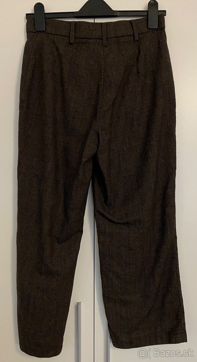 KOSTÝMOVÉ NOHAVICE - 2