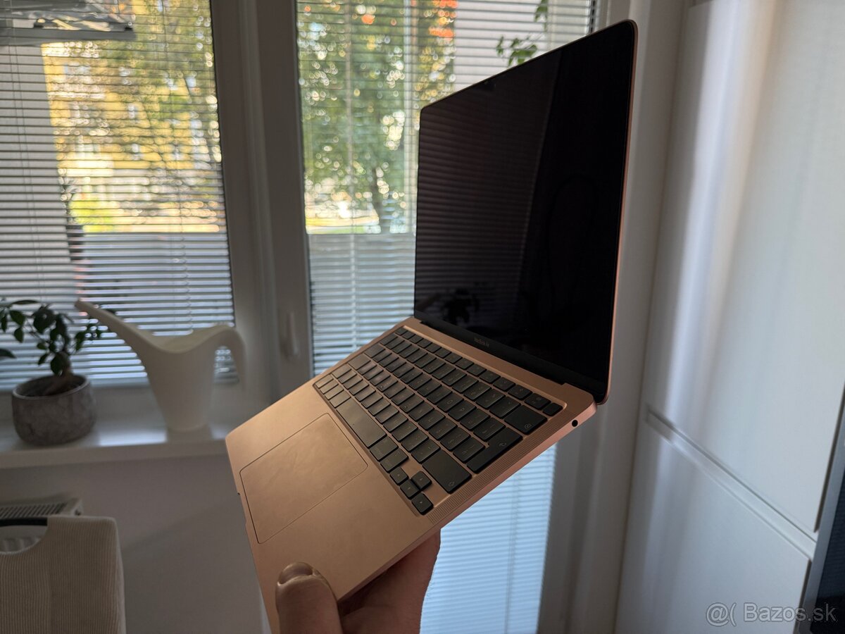 MacBook Air M1 8/512 - 2