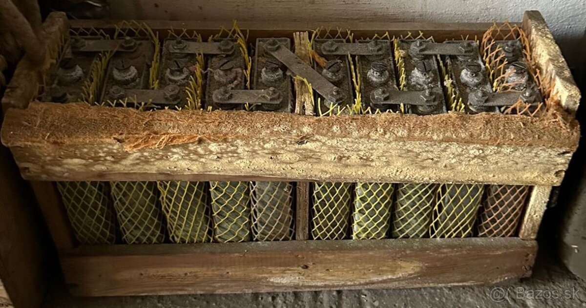 Edisonov oceľový akumulátor – raritná historická batéria - 2