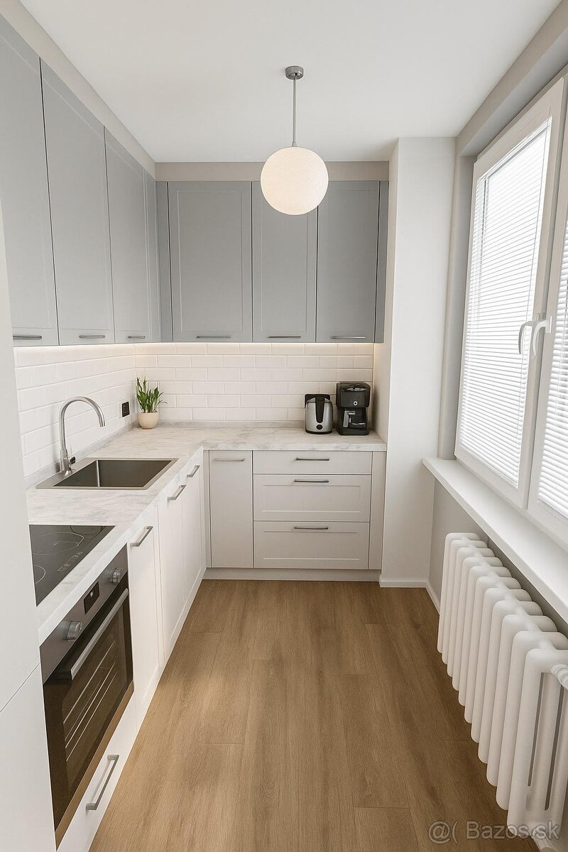 Predám 3 izbový byt s balkónom v centre v os. vlastníctve - 2