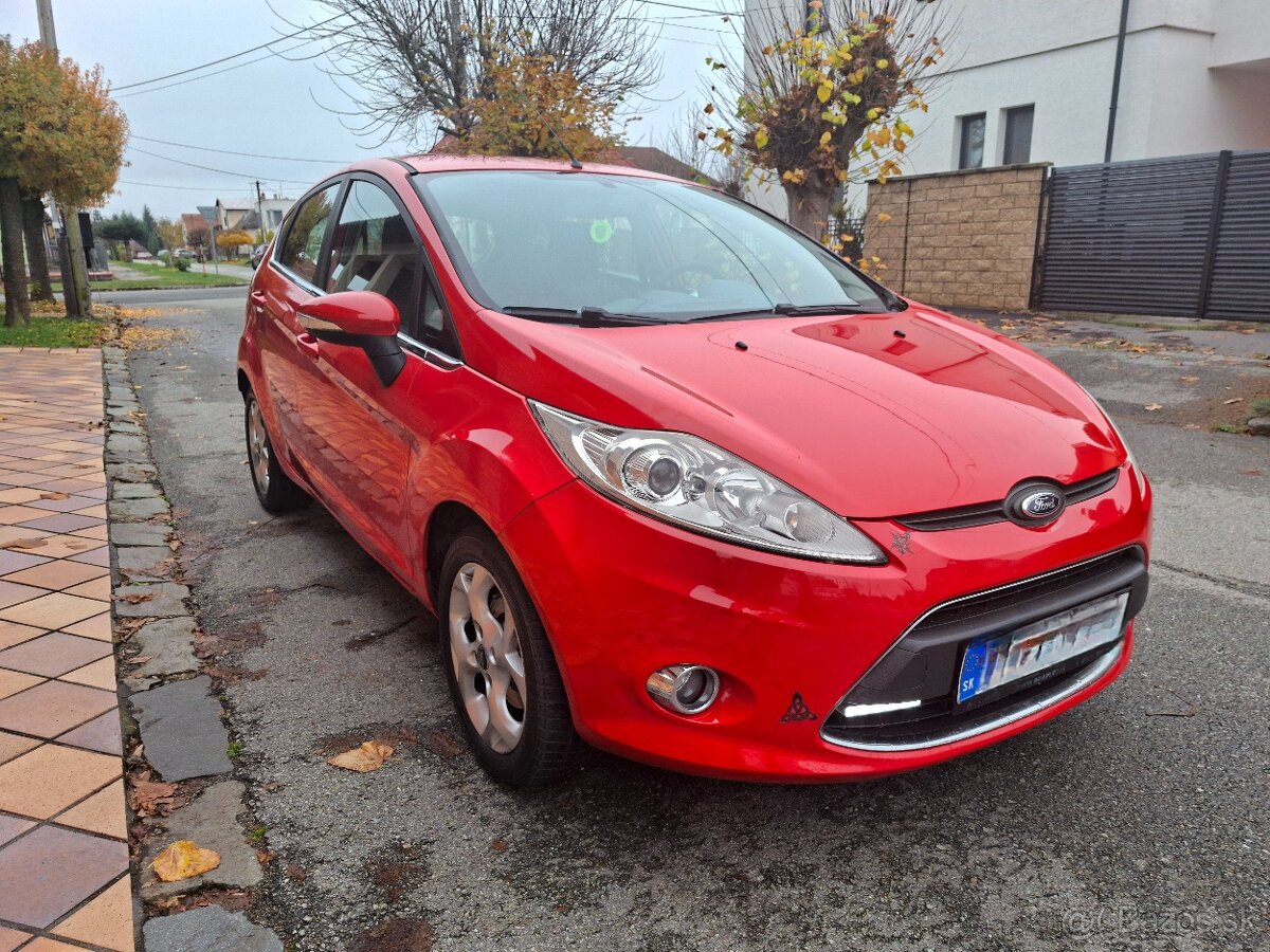 Ford Fiesta 1.25 16V (82ps) 2010 Garážované Nova STK a EK - 2