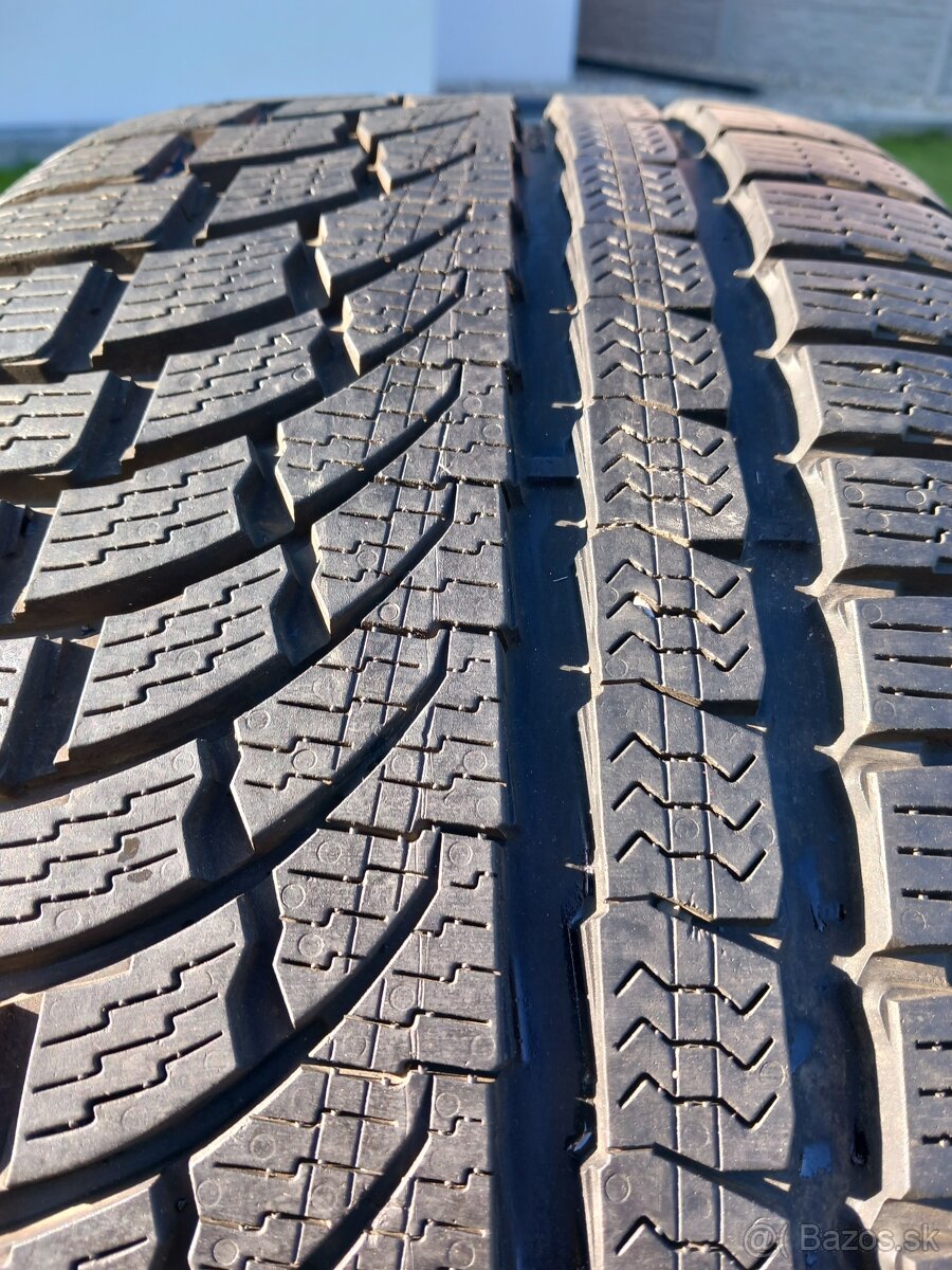 235/40 r18 zimne pneumatiky - 2