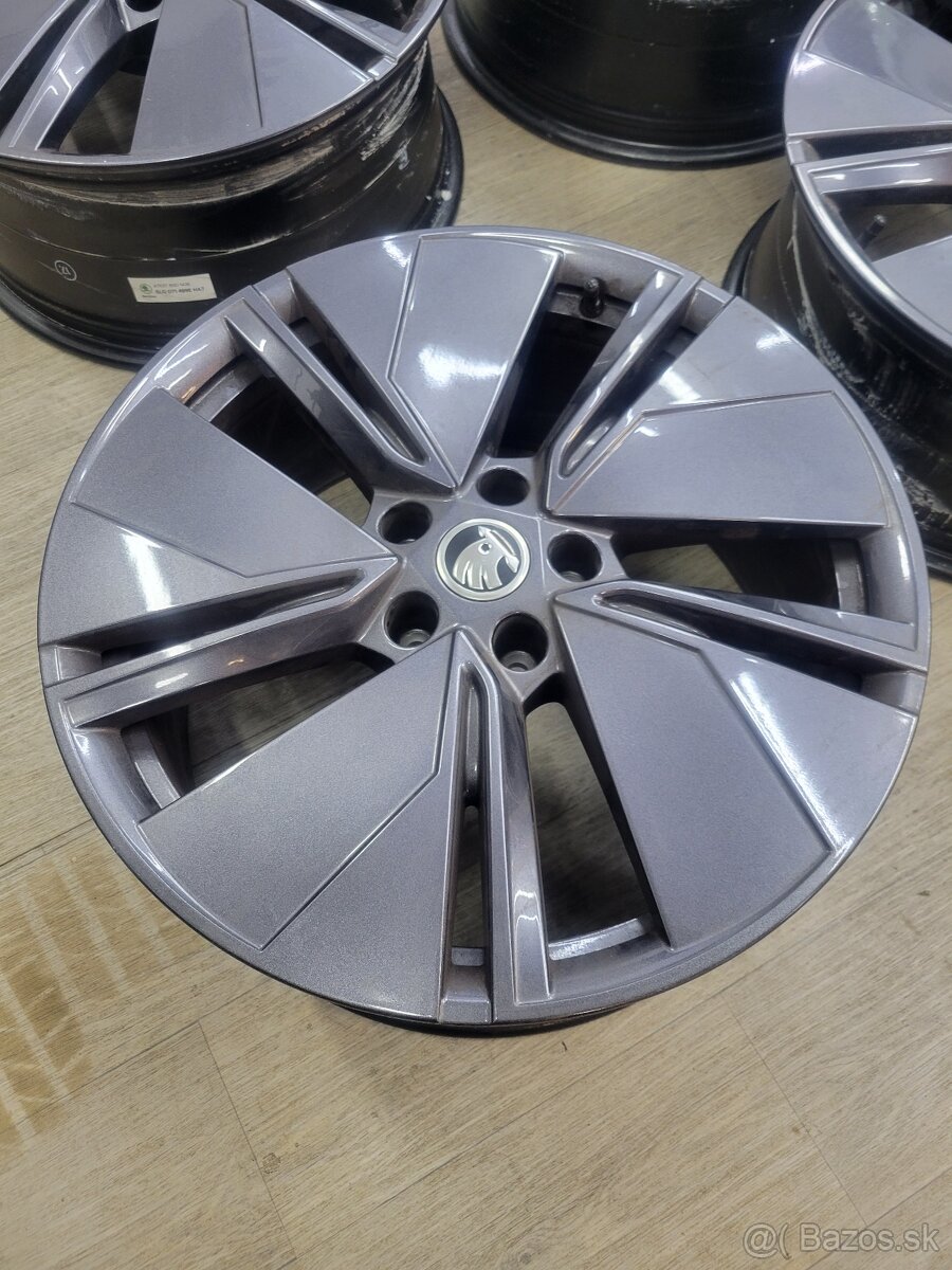 Predam orig. hlinikové disky Škoda Regulus R19 Eniaq Elroq - 2