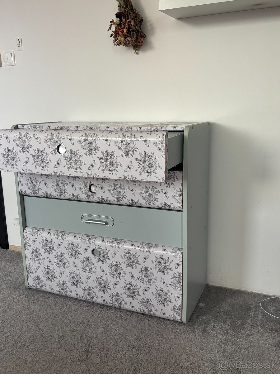 predam nabytkovy set písací stôl+komoda+policový regál - 2